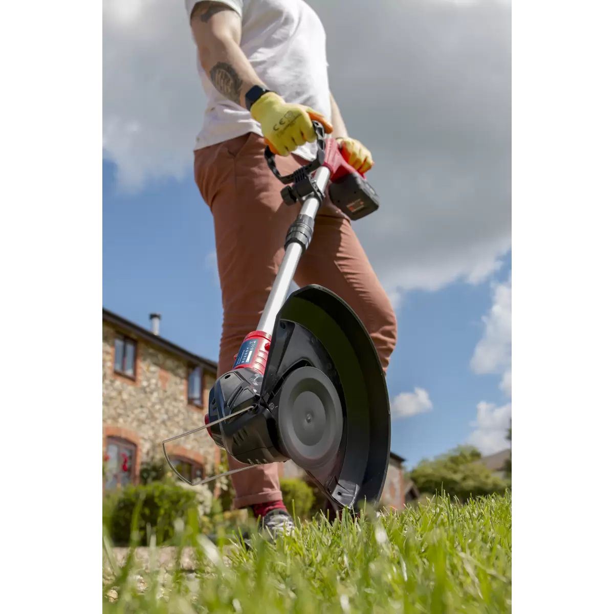 Sealey CS20VCOMBO4 Strimmer Cordless 20V with 1 x 4Ah Battery & Charger