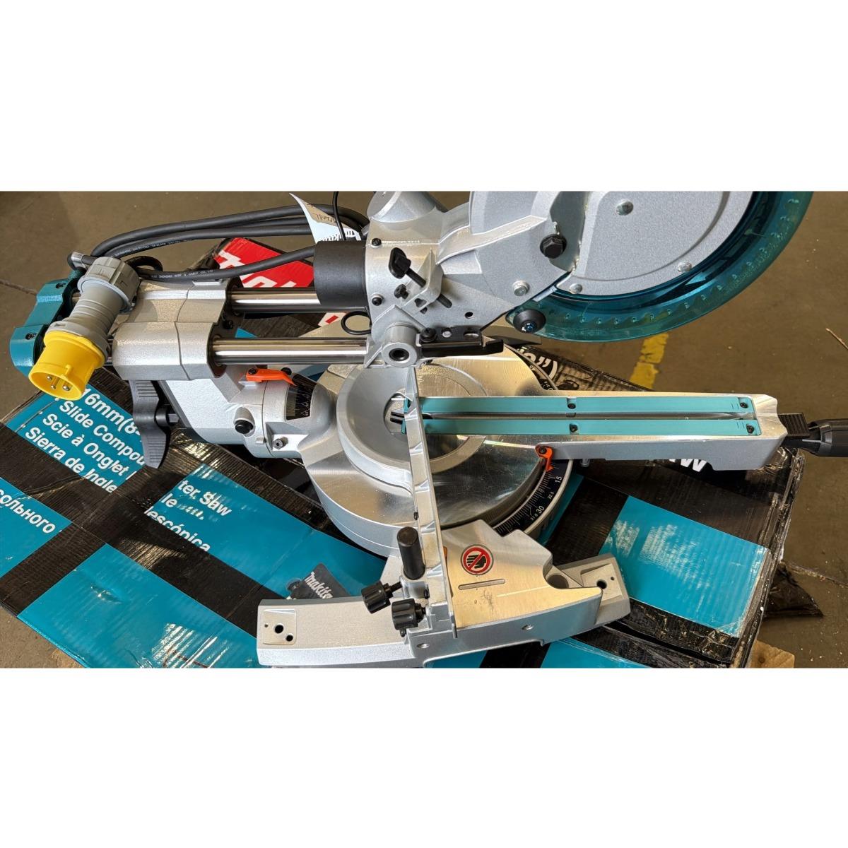 Makita LS0815FLN/1 216mm Sliding Mitre Saw 110V With Laser & LED Light Item Condition Seller Refurbished