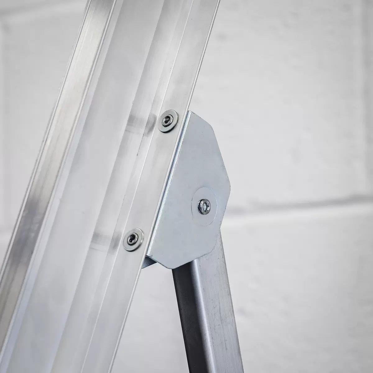 Sealey AXL8 8-Tread Industrial Aluminium Step Ladder