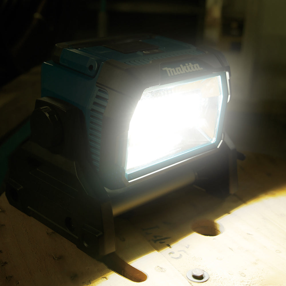 Makita DML809/1 14.4V - 18V LXT Li-ion Cordless LED Worklight 110V