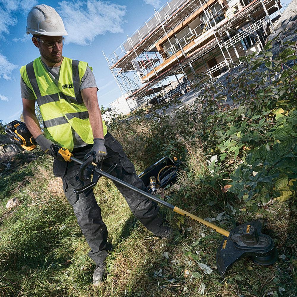 Dewalt DCM571N 54V Flexvolt Brushless Trimmer Cutter with 1 x 9.0Ah Battery & Charger