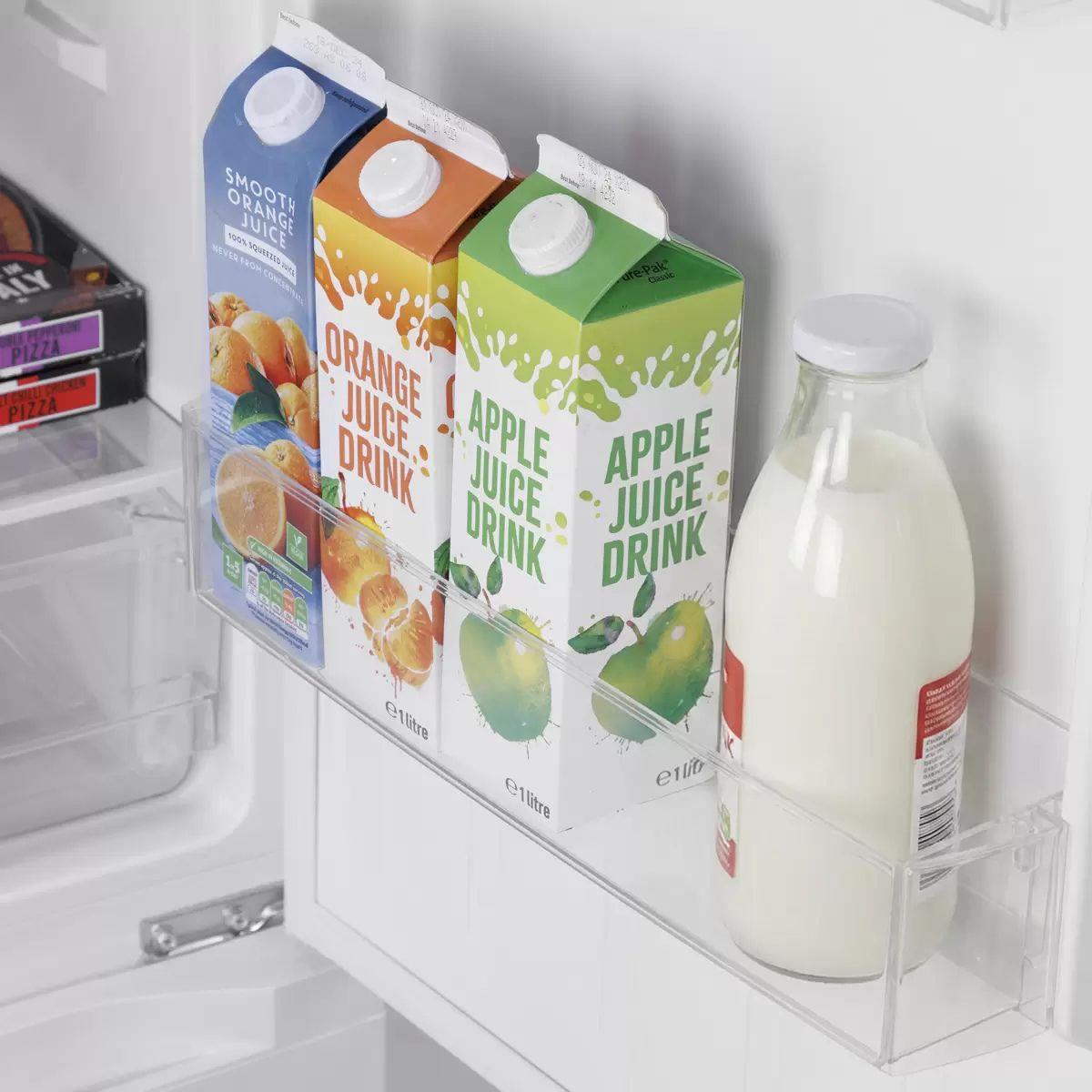 Sealey DH326 Baridi 60/40 Smart Frost Fridge Freezer 227L Capacity White 230V