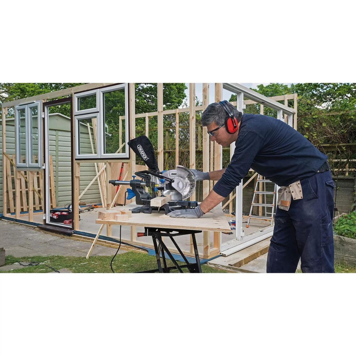 Draper SMS210B Sliding Compound Mitre Saw with Laser Cutting Guide 210mm 230V/1500W 83677