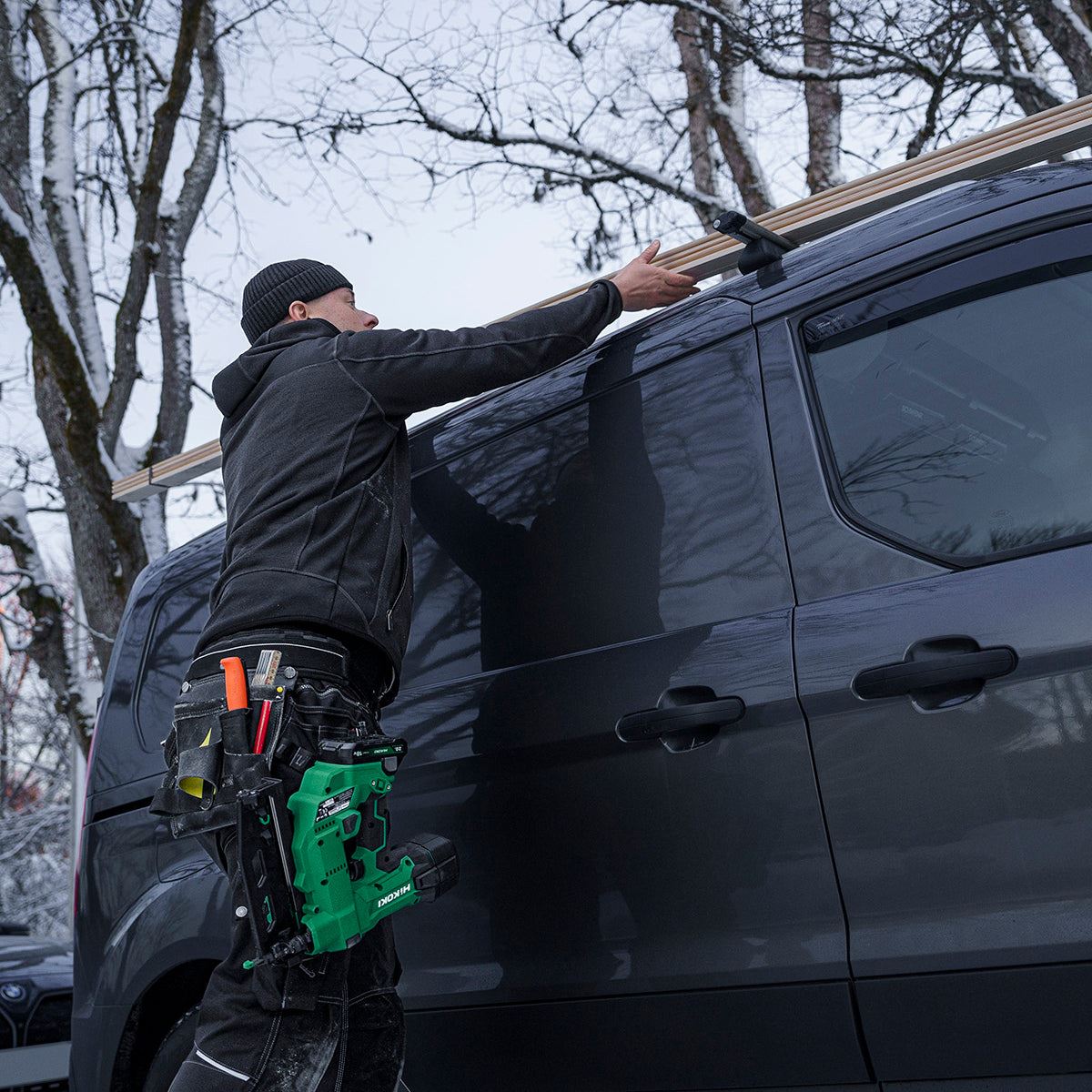 Hikoki NT1865DSAJXZ 18V Brushless 2nd Generation 16G Straight Finishing Nailer with 2 x 2.0Ah Battery Charger & Case