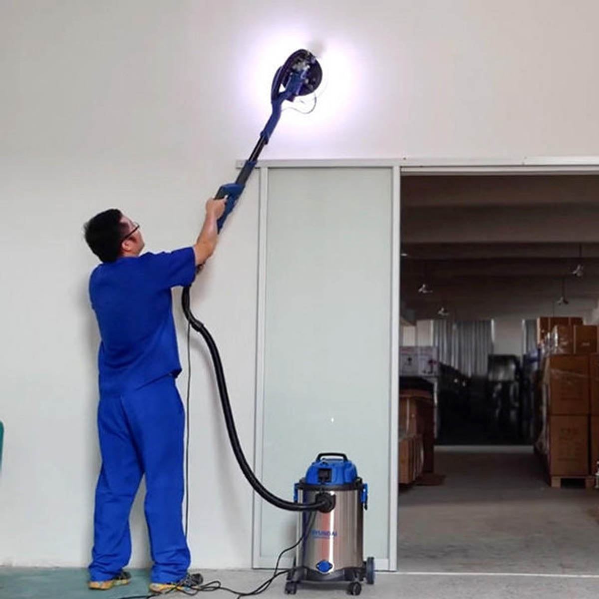 Hyundai HYVI3014 3-In-1 Wet and Dry Electric Vacuum Cleaner HEPA Filtration 230V/1400W