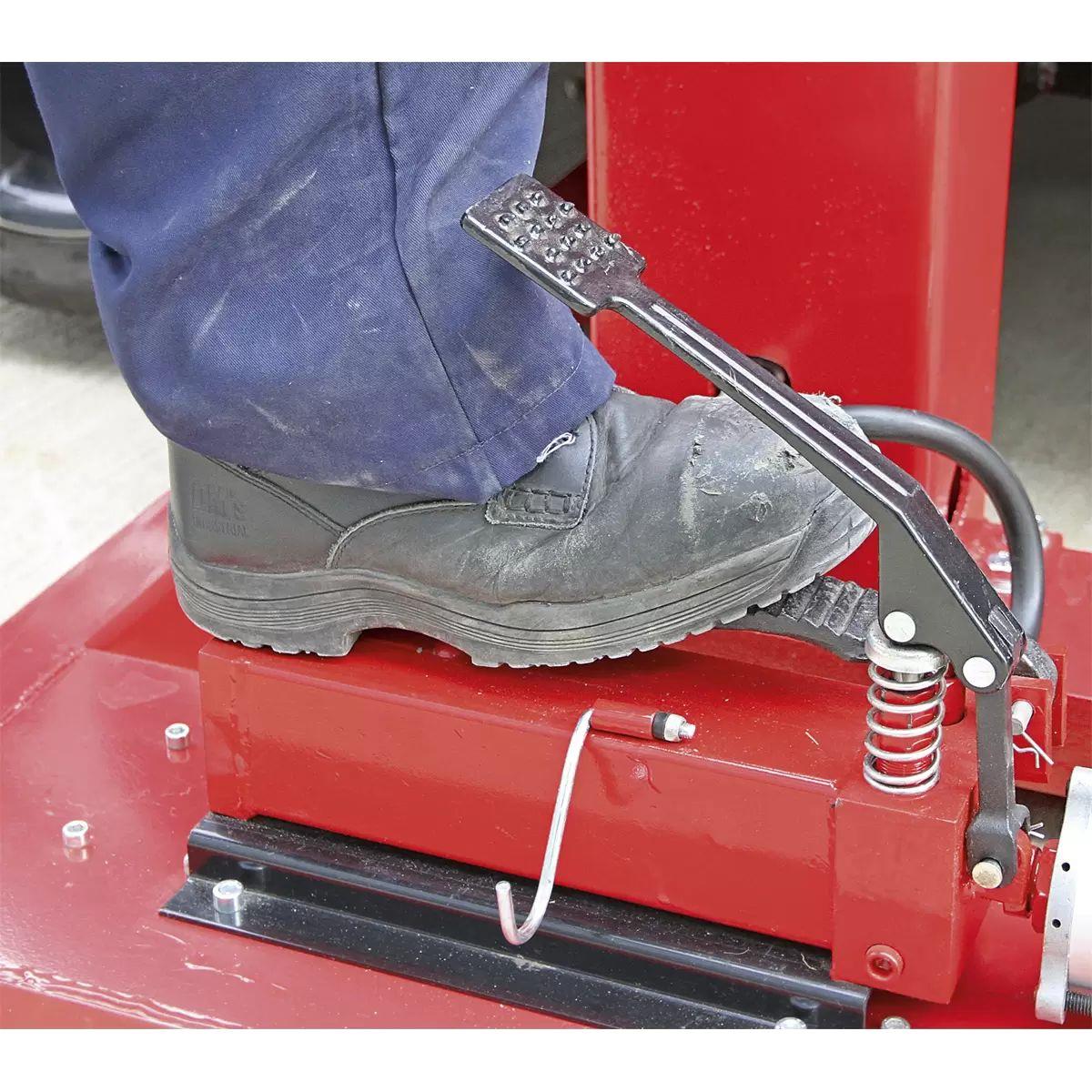 Sealey AVR1500FP 1.5 Tonne Air/Hydraulic Vehicle Lift with Foot Pedal