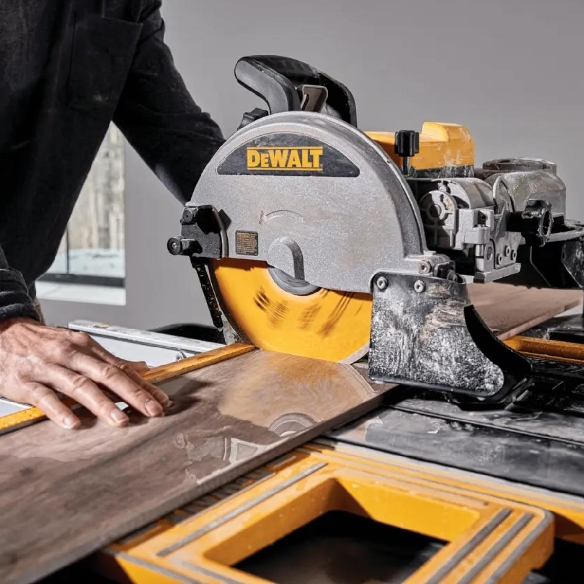 Dewalt D36000-LX 940mm Wet Tile Saw 110V/1500W