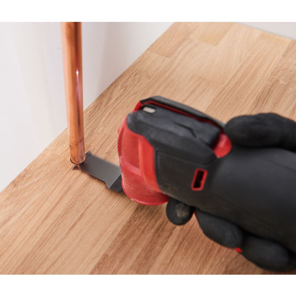 Milwaukee M12FMT-0 12V Brushless Multi Tool with 1 x 4.0Ah Battery & Charger