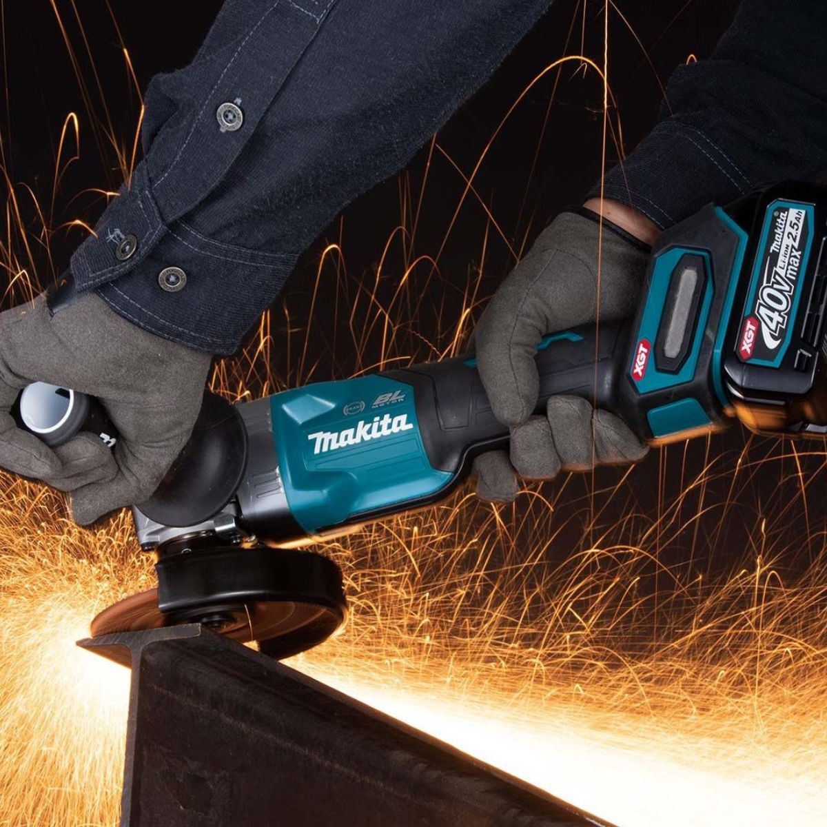 Makita GA029GZ01 40V XGT Max 125mm Brushless Angle Grinder Body Only With Carry Case