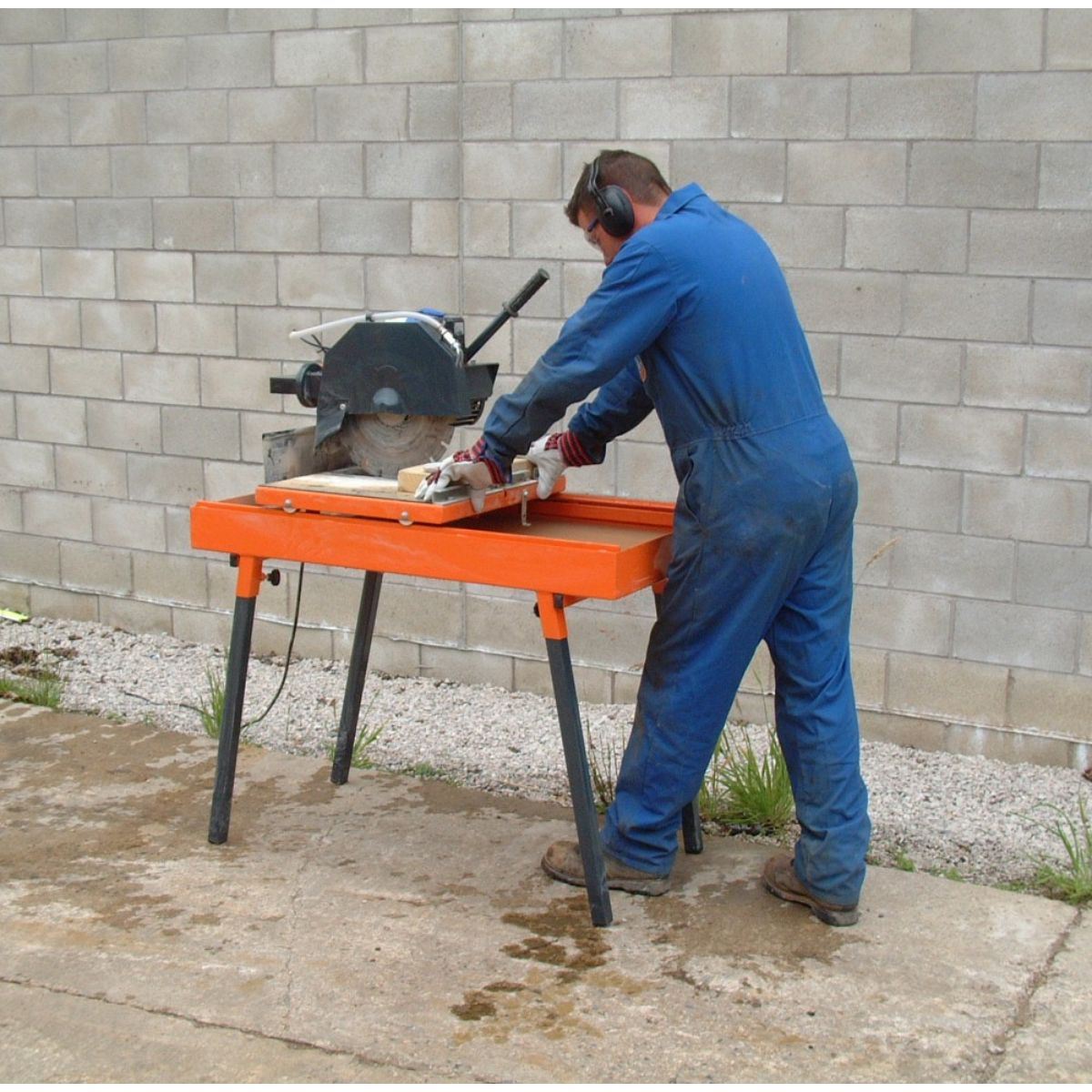 Belle 171.9.001 Portable Bench Saw 230V/16A Perfect for Professional and Home Workshop Needs