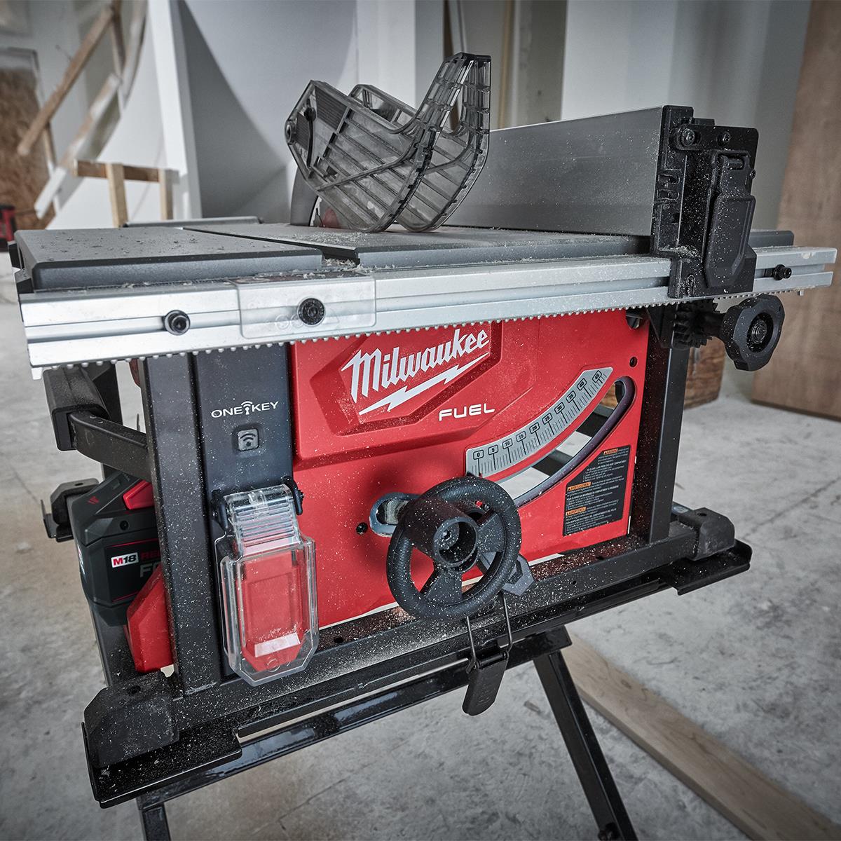 Milwaukee M18FTS210-0 18V FUEL Brushless Table Saw with 1 x 6.0Ah Battery & Charger