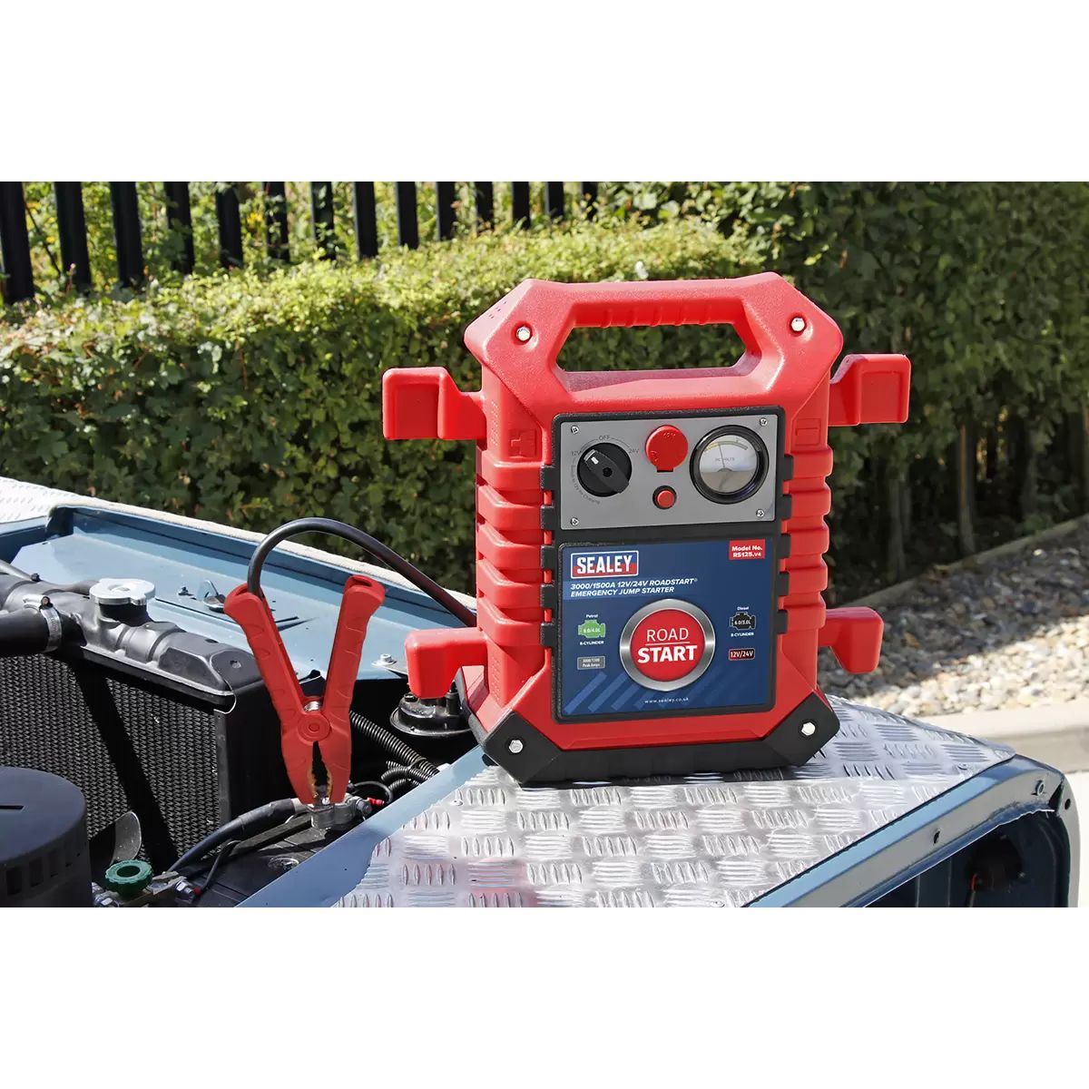 Sealey RS125 RoadStart Emergency Power Pack 12/24V 3000/1500 Peak Amps
