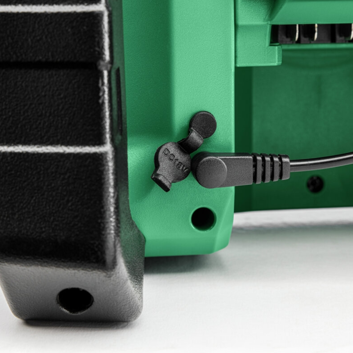 HiKOKI UR18DAJ4Z 18V Cordless AM/FM DAB+ Bluetooth Jobsite Radio Body Only