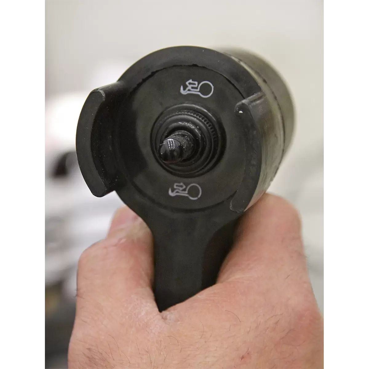 Sealey RW8180 12V Industrial Recovery Winch 8180kg Line Pull