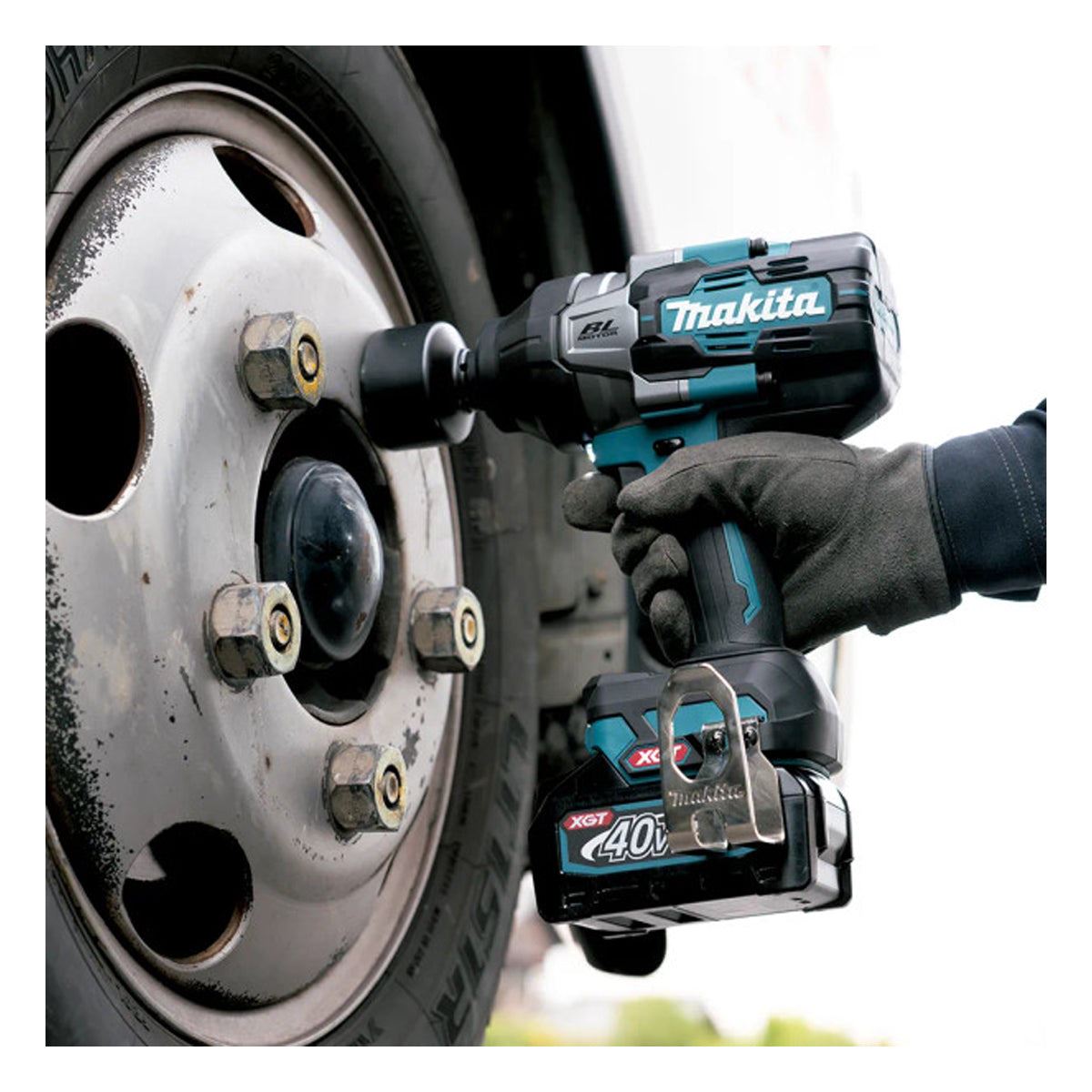 Makita TW002GZ01 40Vmax XGT Brushless Impact Wrench With Case