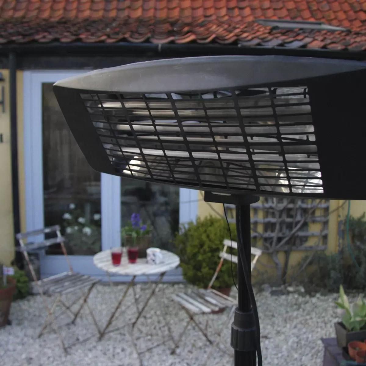 Sealey IFSH2003 Infrared Quartz Patio Heater with Telescopic Floor Stand 230V2000W