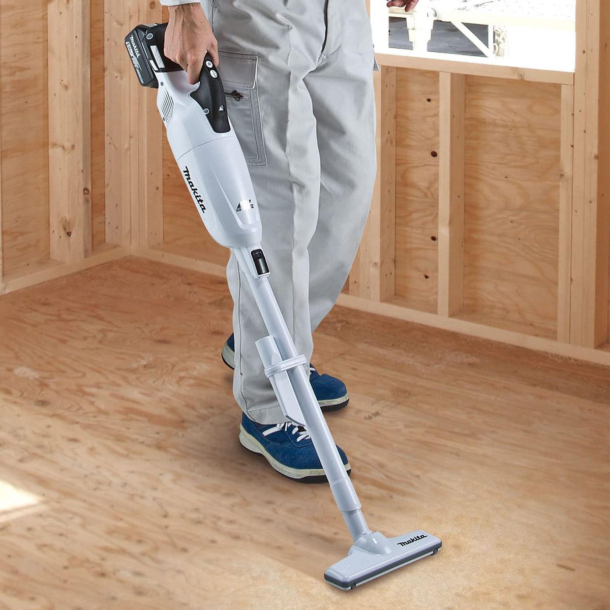 Makita DCL280FZW 18V LXT Brushless Vacuum Cleaner with 1 x 6.0Ah Battery & Charger