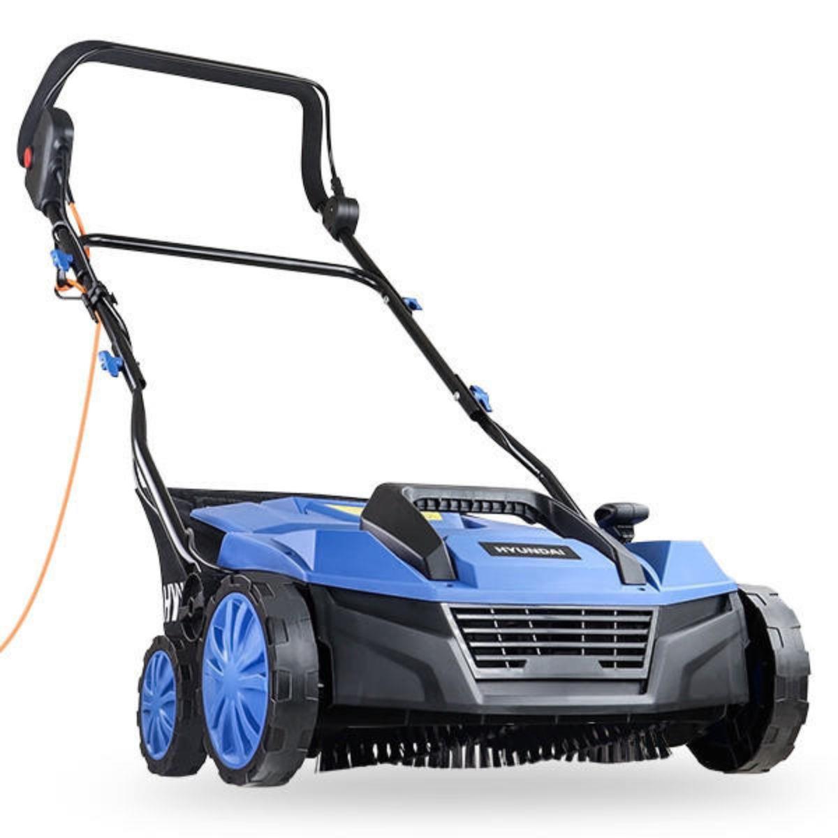 Hyundai HYSW1600E 38cm Artificial Grass Sweeper Multi-use Brush 45L Collection Bag 230V/1600W