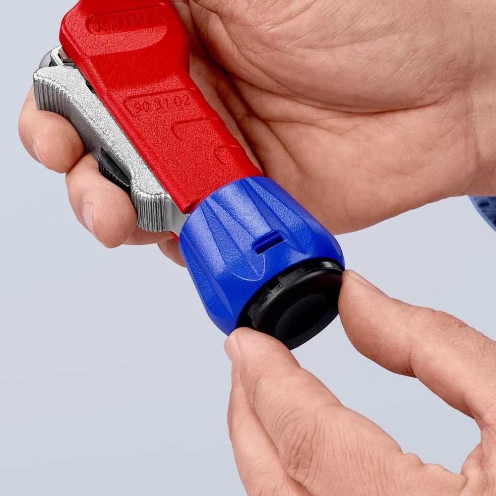 Knipex 180mm TubiX Pipe Cutter 90 31 02 BK