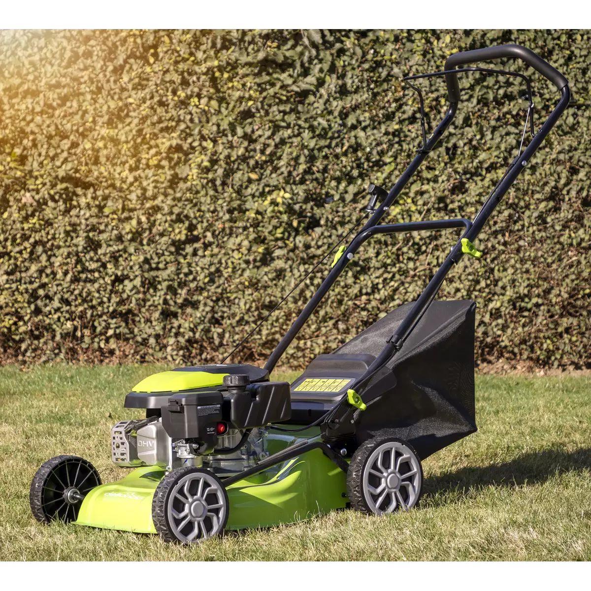 Sealey DG100 Dellonda 4-Stroke Hand-Propelled Petrol Lawnmower 132cc
