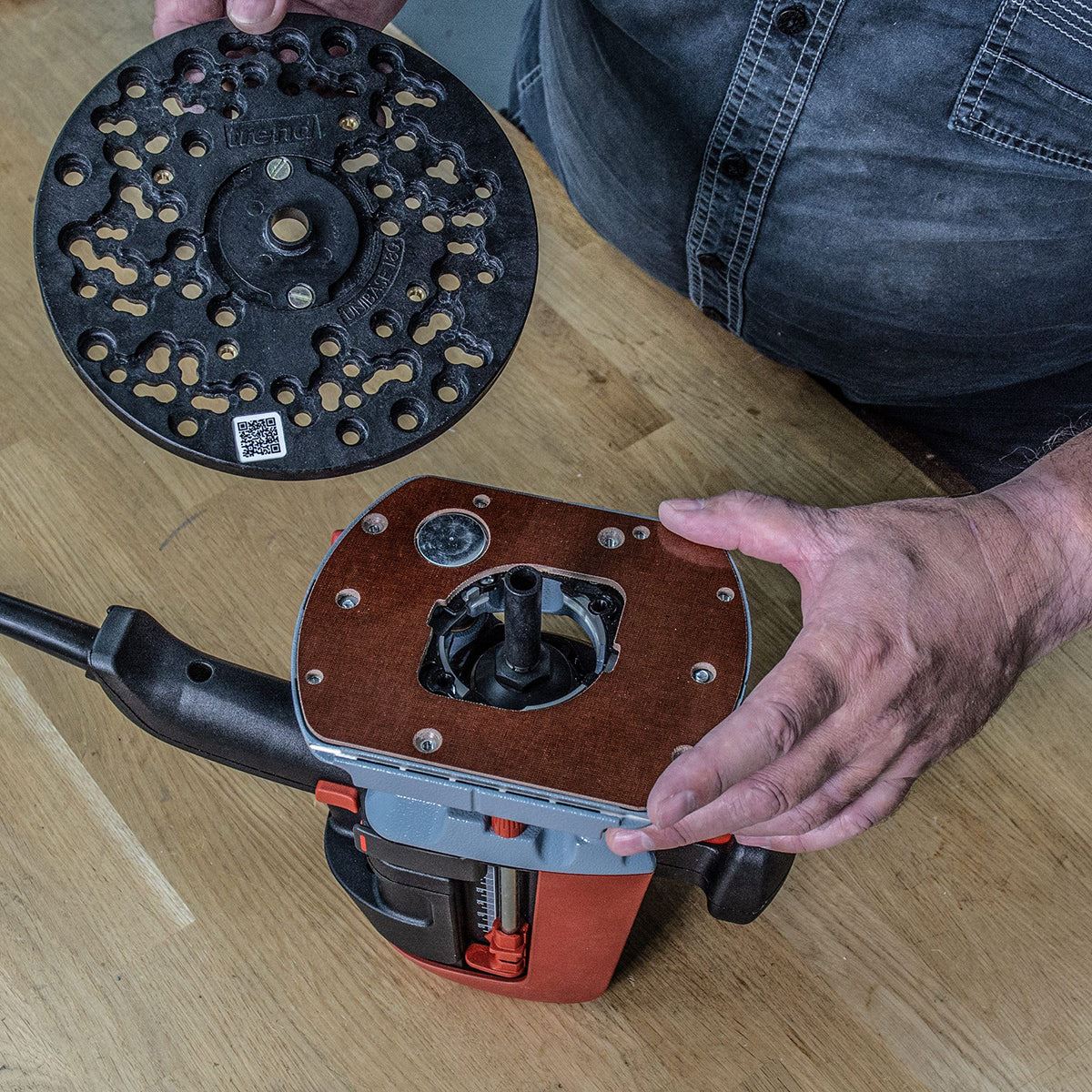 Trend UNIBASE/180 180mm Universal Plunge Router Sub-Base