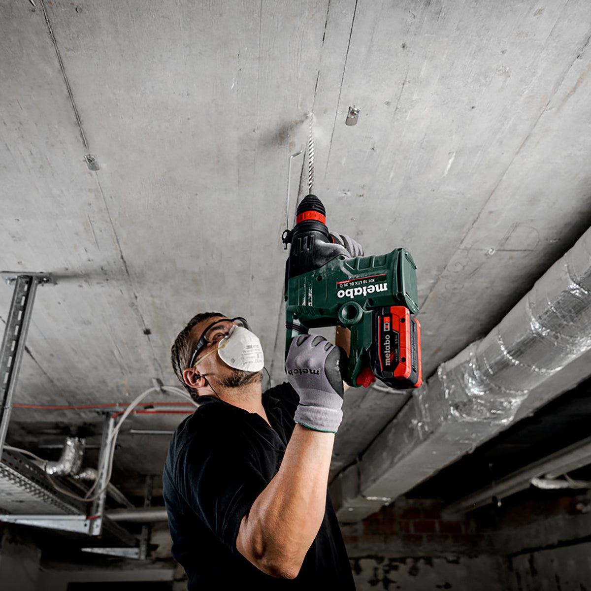 Metabo KH 18 LTX BL 35 Q 18V Brushless 3 Mode SDS+ Rotary Hammer Drill with 1 x 4.0Ah Battery Charger & Metabox