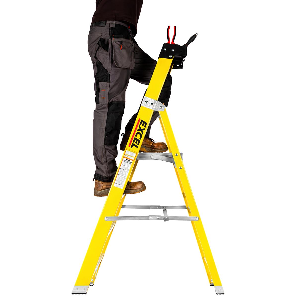 Excel Electricians Fibreglass Platform Step Ladder 4 Tread 1.57m EN131 Yellow