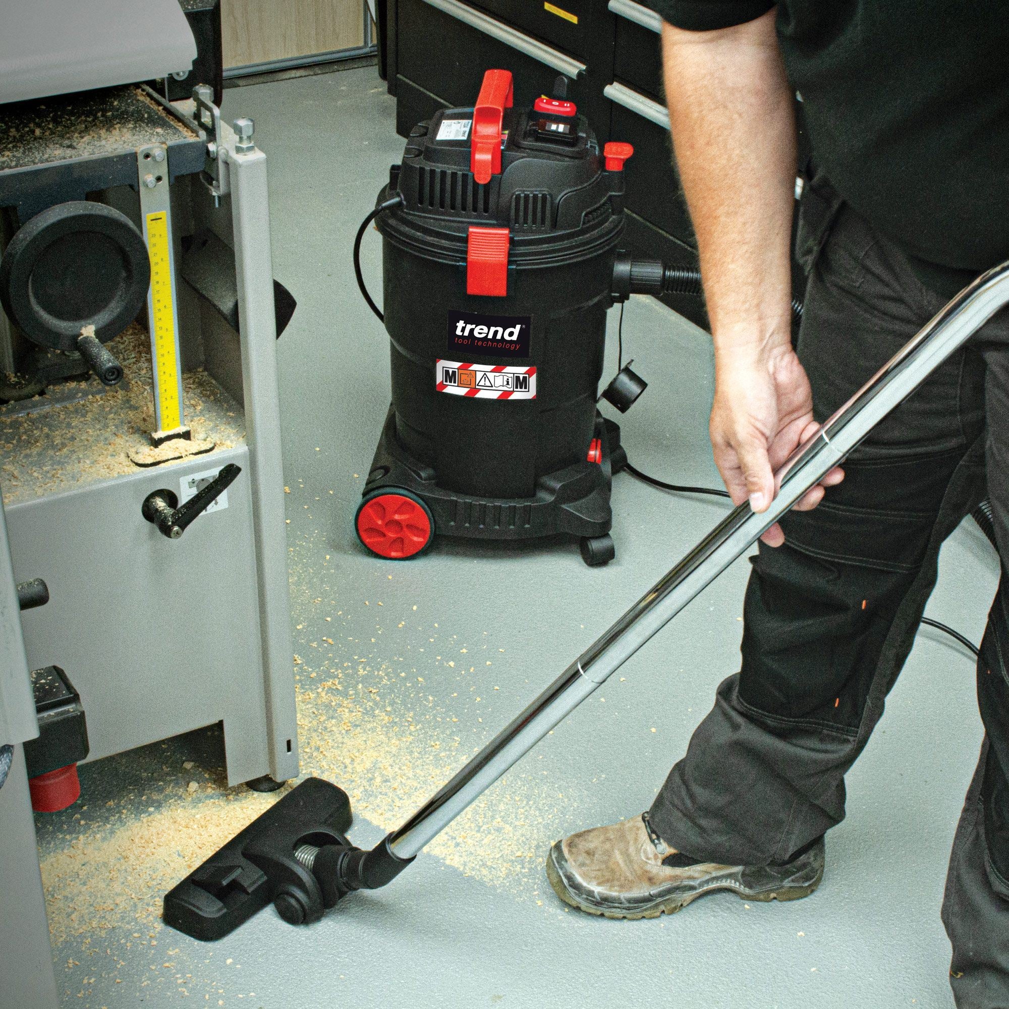 Trend T33AL M-Class Wet & Dry Vacuum With Power Take Off 110V