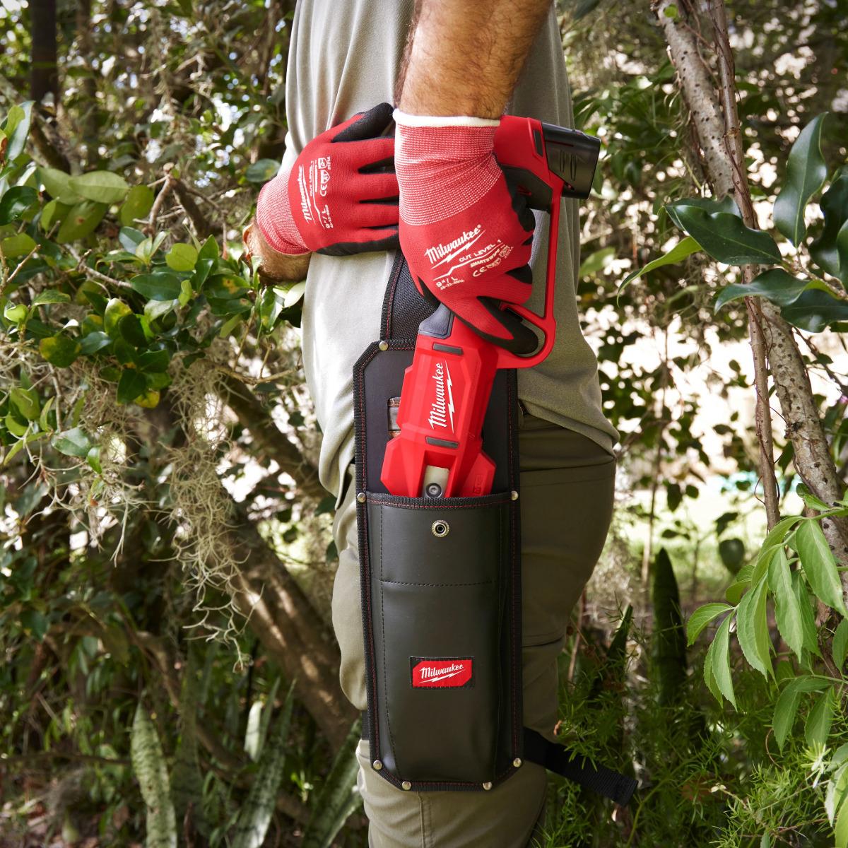 Milwaukee M12BLPRS-202 FUEL 12V Brushless Pruning Shears with 2 x 2.0Ah Batteries & Charger 4933480116