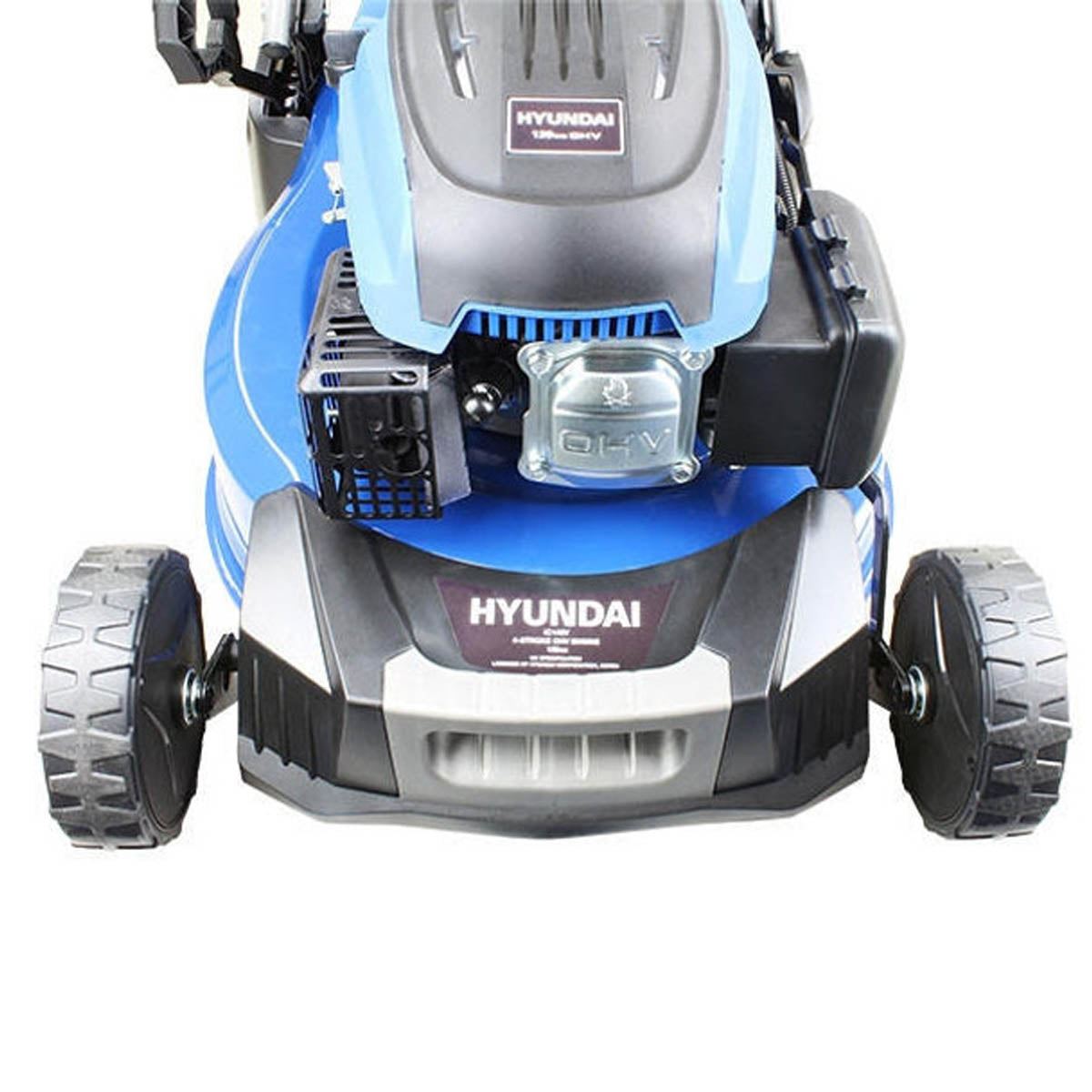 Hyundai HYM480SPR 48cm Self-Propelled Petrol Roller Lawnmower 139cc Engine & 70L Grass Catcher