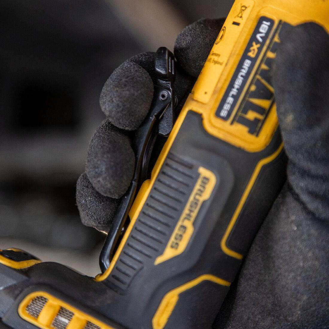 Dewalt DCG430N-XJ 18V XR Brushless Compact 76mm Cut-Off Tool Body Only