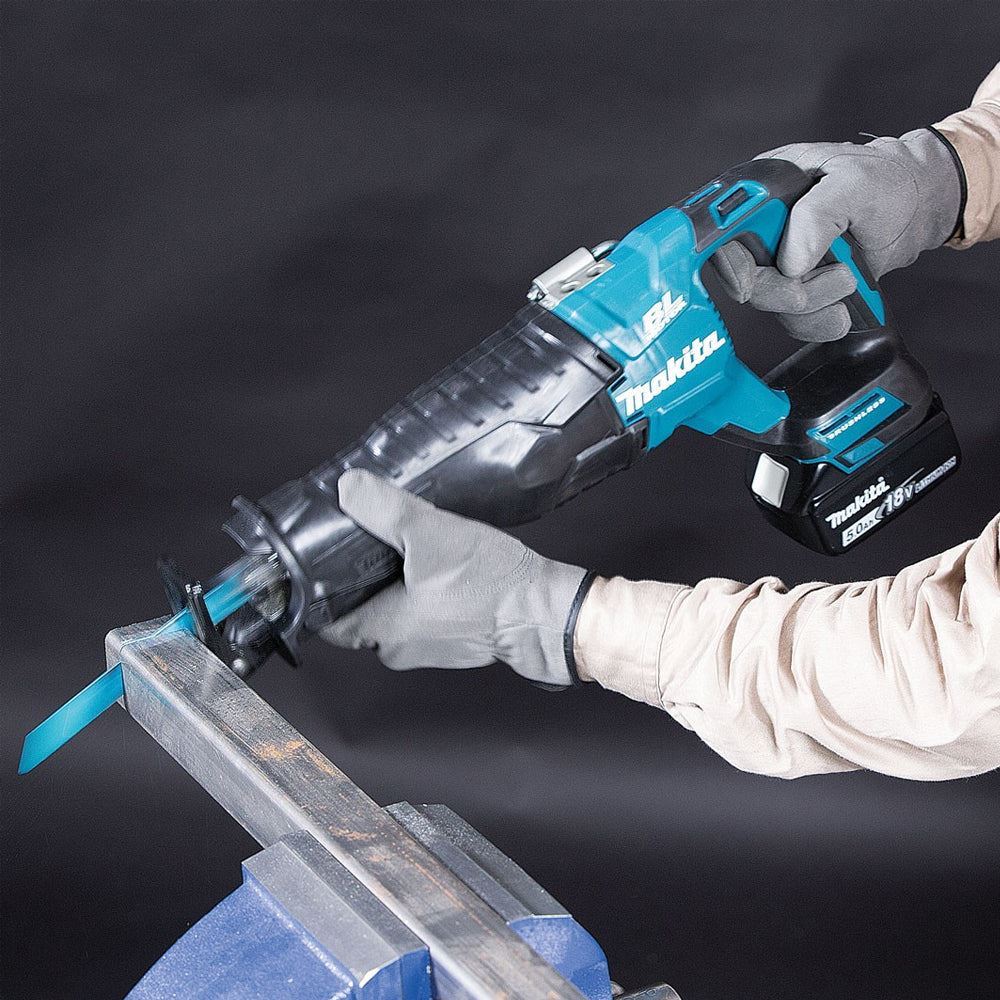 Makita DJR187Z 18V LXT Cordless Brushless Reciprocating Saw with 1 x 6.0Ah Battery & Charger