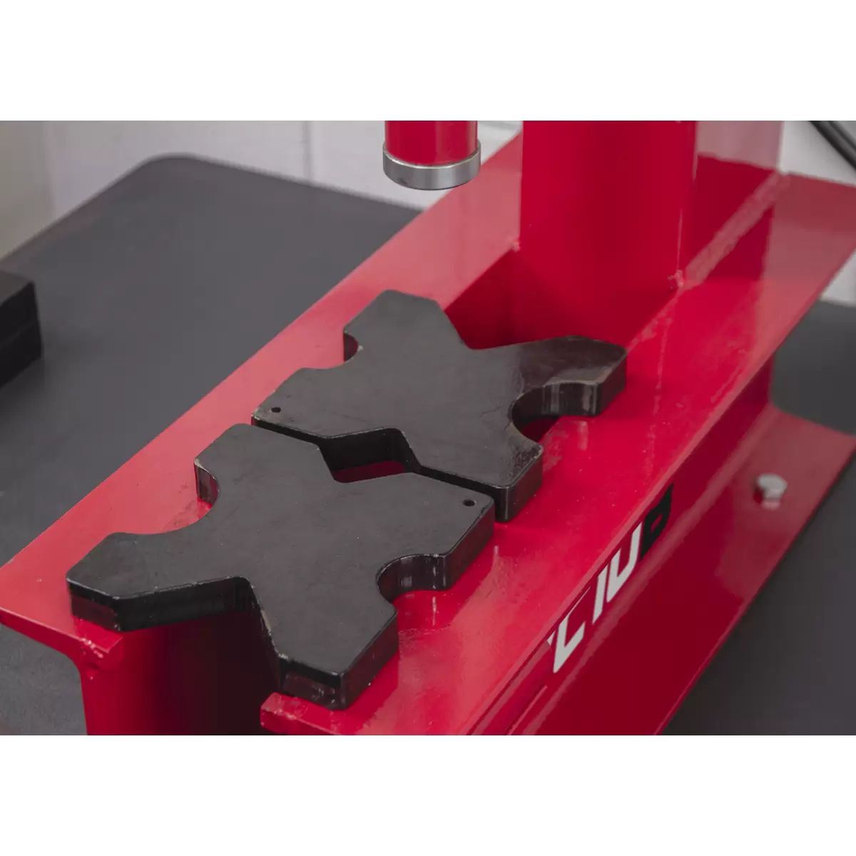 Sealey YC10B Hydraulic Press 10 Tonne Bench 'C' Type