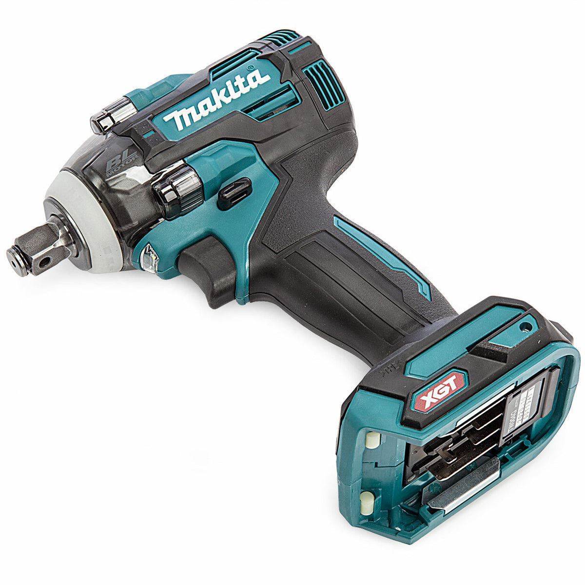 Makita TW004GZ 40V Brushless Impact Wrench With 9 Piece Socket Set