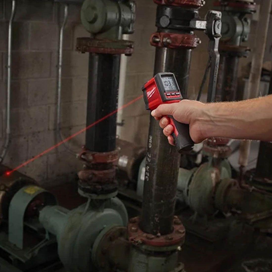 Milwaukee 2267-40 Infrared Non Contact Digital Thermometer 4933451906