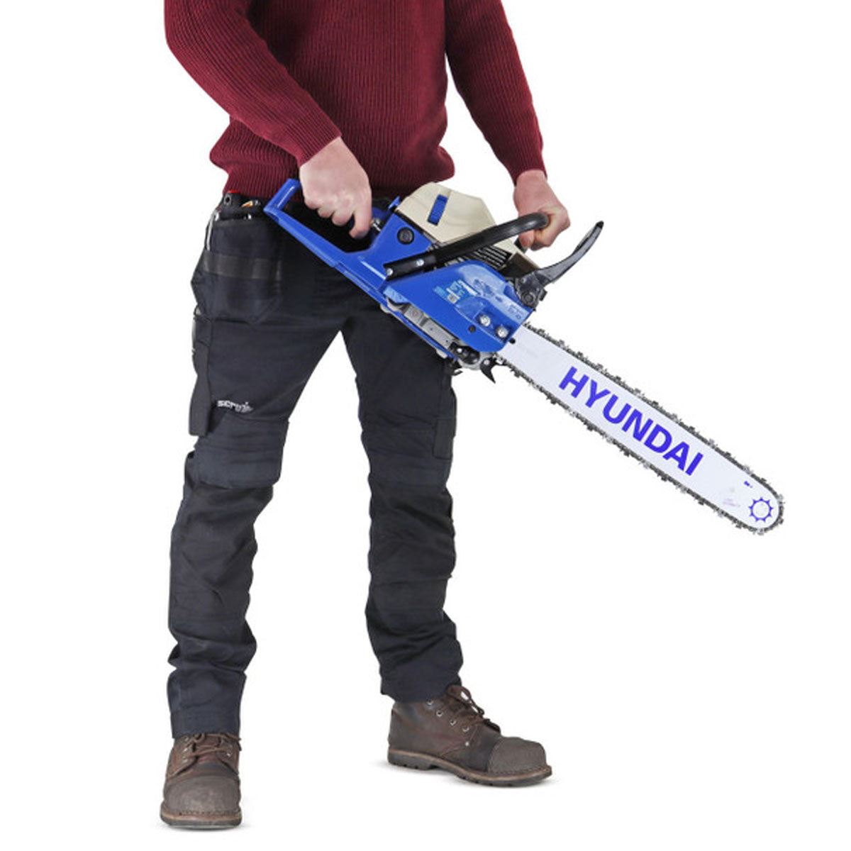 Hyundai HYC6200X 20'' Petrol Chainsaw Anti-Vibration & High-Performance with Protective Cover Bag