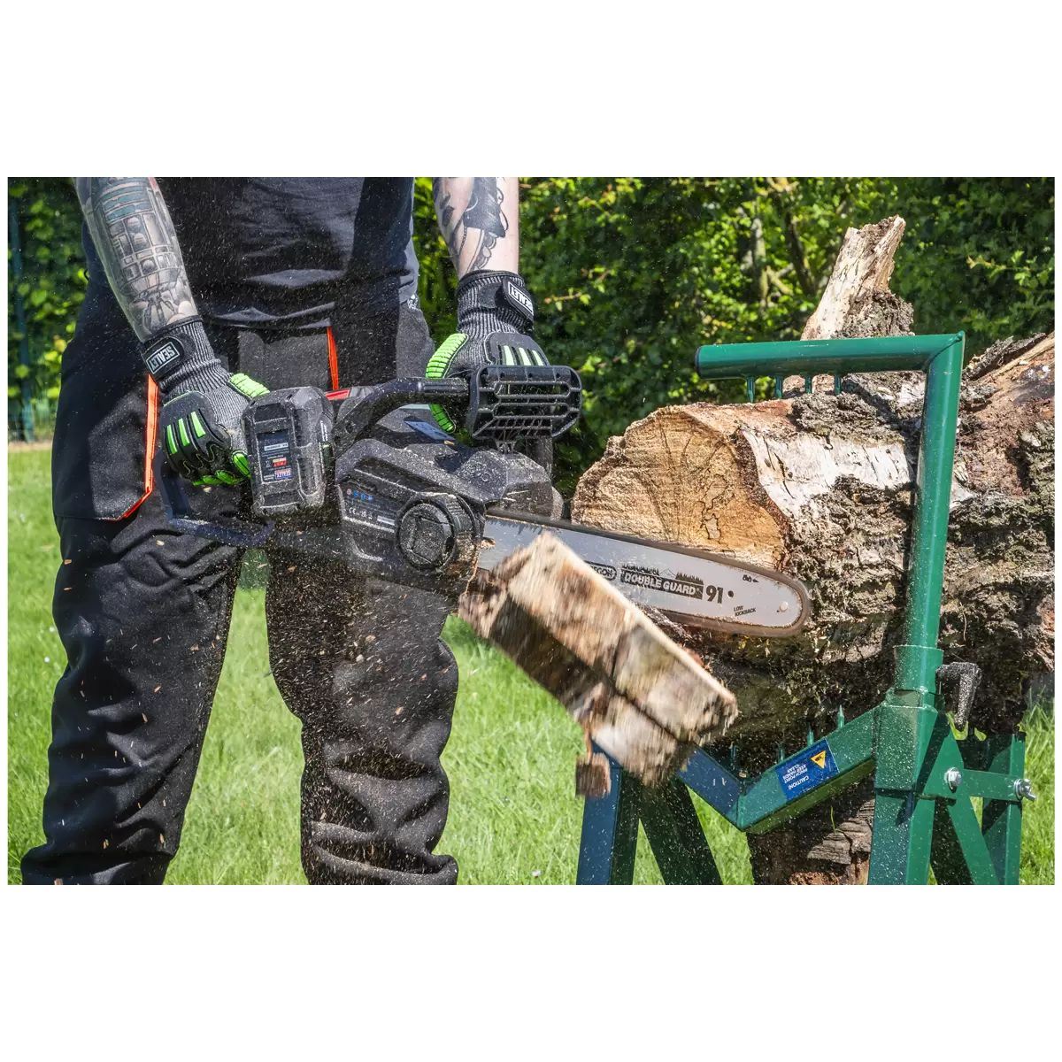 Sealey CP40VCS 40V SV20 Series 35cm Cordless Chainsaw Body Only