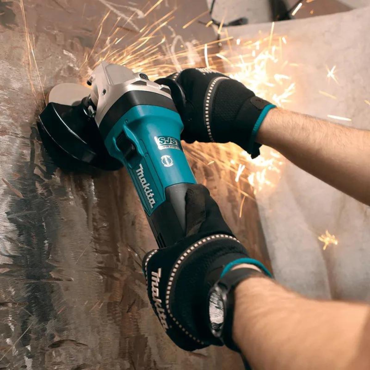 Makita GA5091X01/2 125mm Variable Speed Slide Switch Angle Grinder 240V With Mechanical Brake