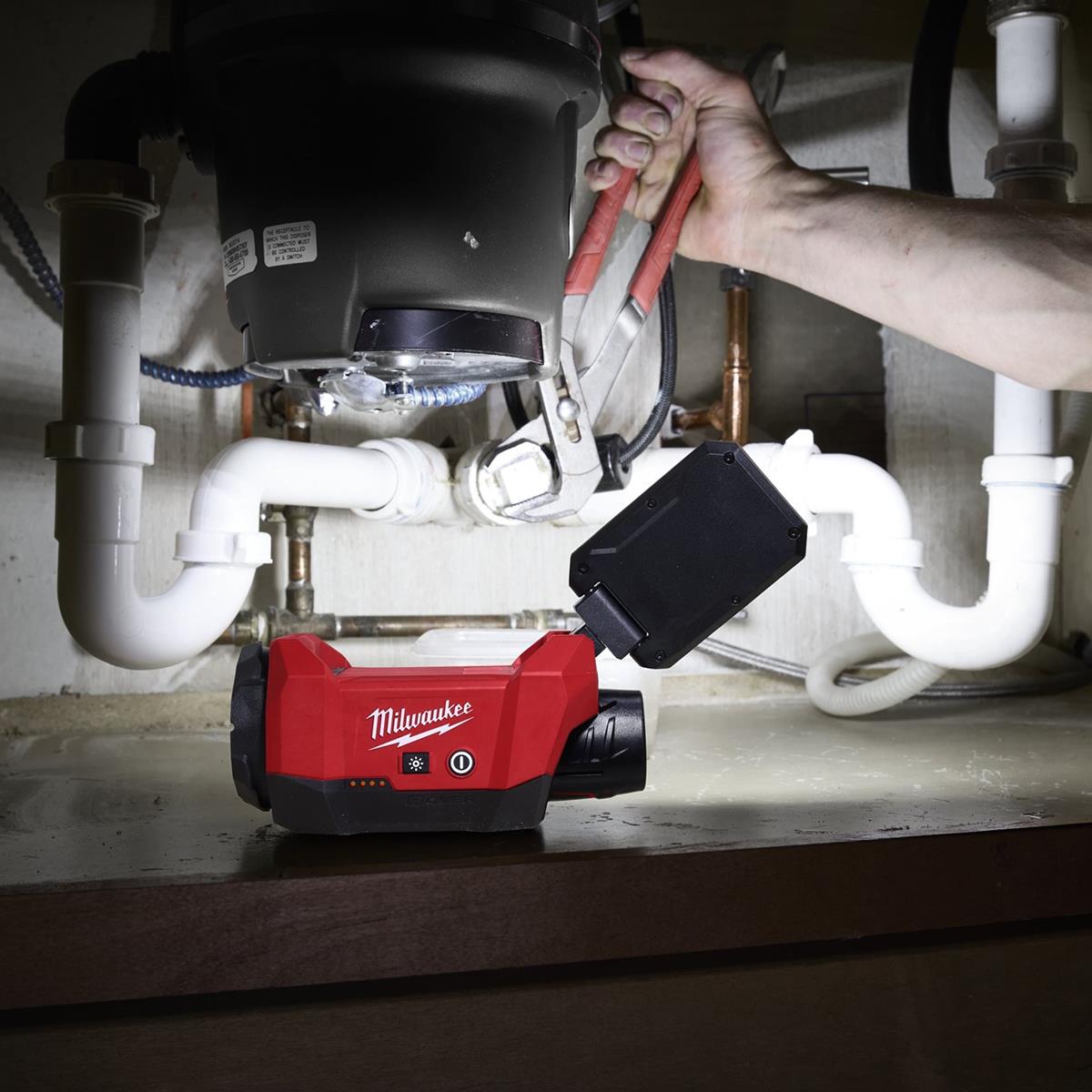 Milwaukee M12ALIP-0 12V Single Cleat Packout Task Light with 1 x 4.0Ah Battery & Charger