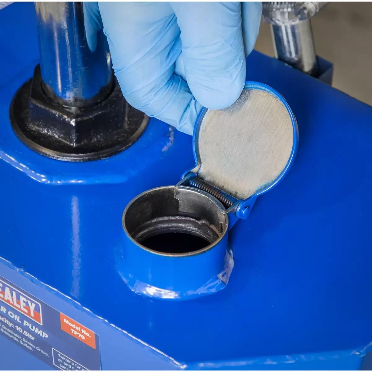 Sealey TP70 Gear Oil Pump with 10.5ltr Steel Reservoir