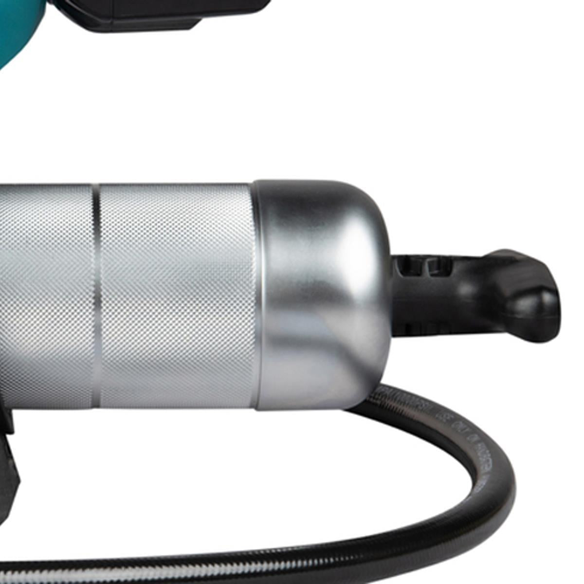 Makita GP001GZ 40V Max XGT Grease Gun with 2 x 4.0Ah Battery & Charger