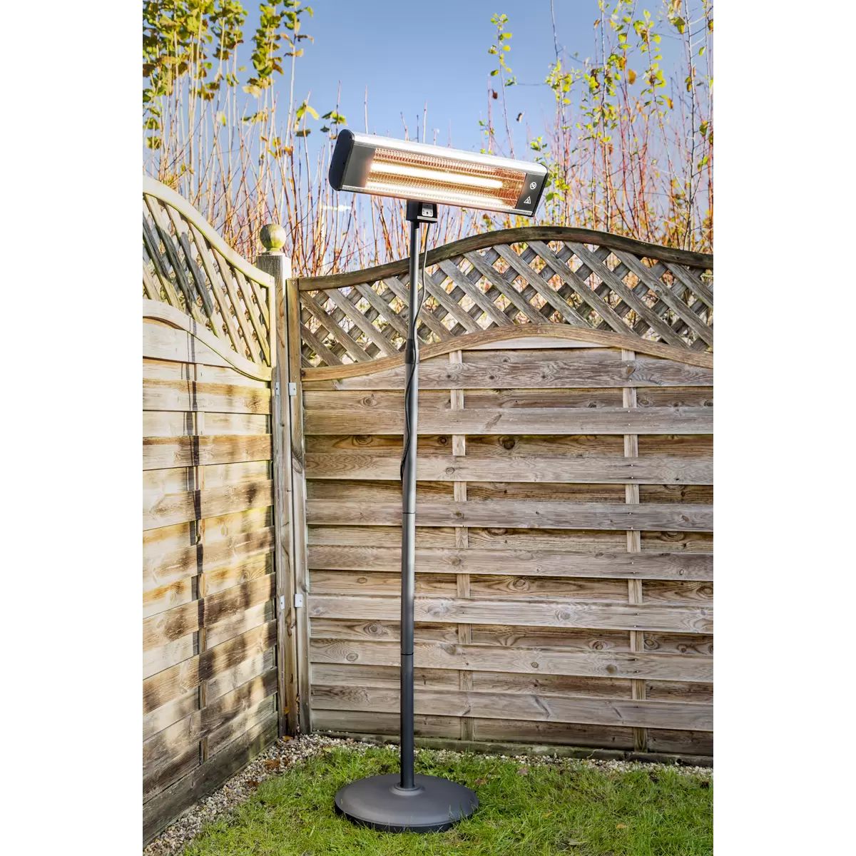 Sealey IFSH1809R Floor Standing Infrared Patio Heater Dry Heat, Adjustable & Remote Control 230V/1800W