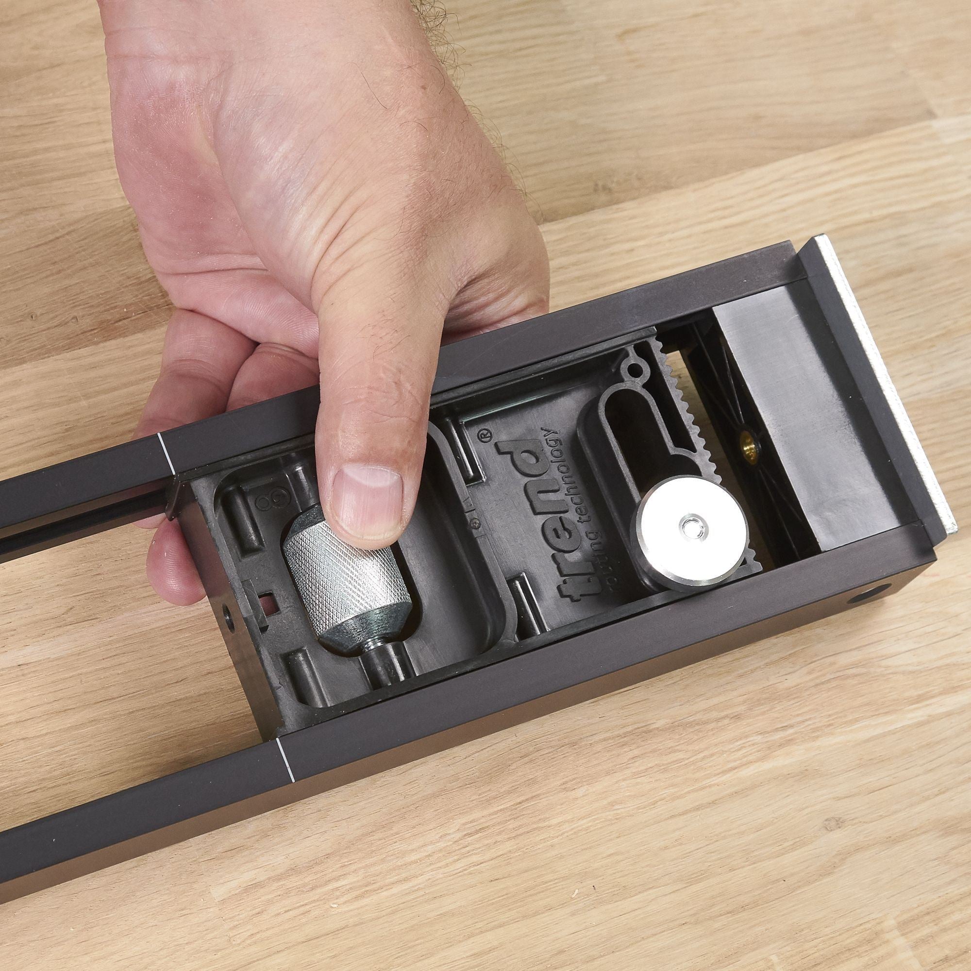 Trend H/JIG/C Skeleton Hinge Jig Item Condition Damaged Box
