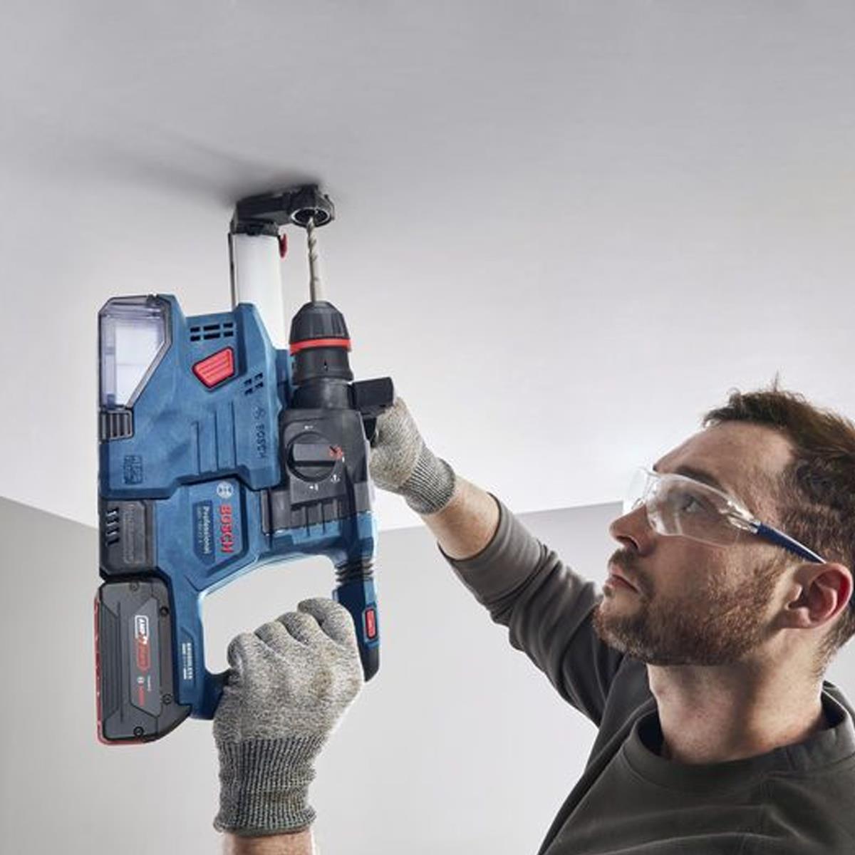 Bosch GBH 18V-22 X 18V Brushless SDS+ Rotary Hammer Drill with 2 x 5.0Ah Battery, Charger & Case 0611924171