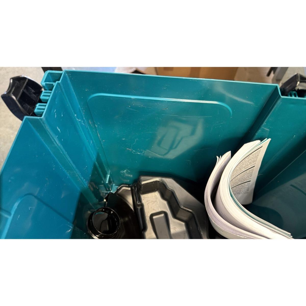 Makita GA029GZ01 40V XGT Max 125mm Brushless Angle Grinder Body Only With Carry Case Item Condition Seller Refurbished