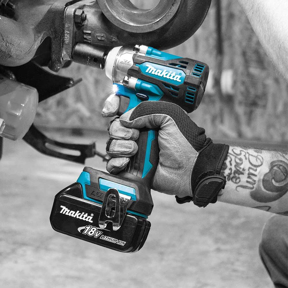 Makita DTW302Z 18V LXT 3/8in Brushless Impact Wrench Body Only