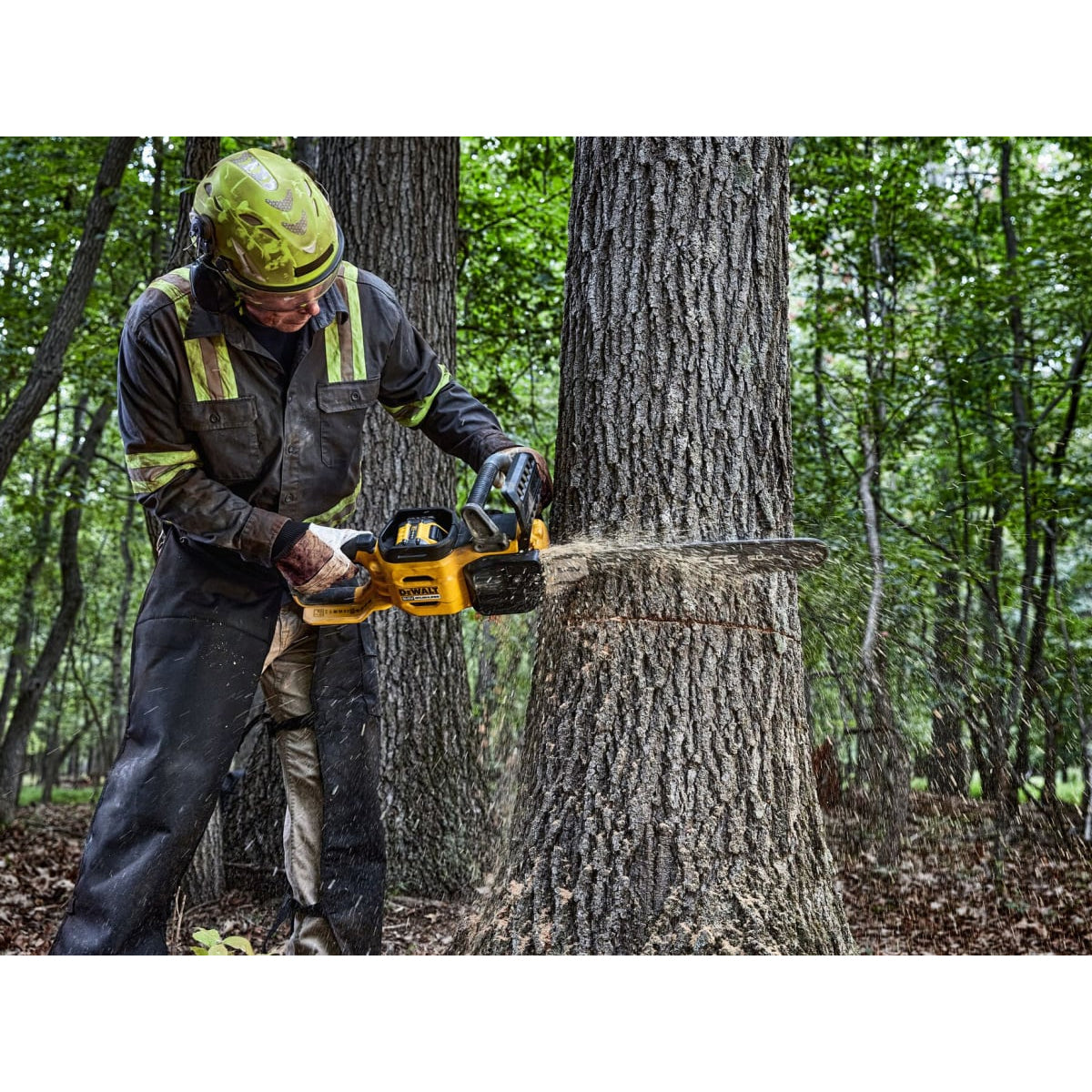 DeWalt DCMCS575N 54V XR Flexvolt Brushless Chainsaw 50cm Bar Body Only Powerful Tool for Efficient Cutting