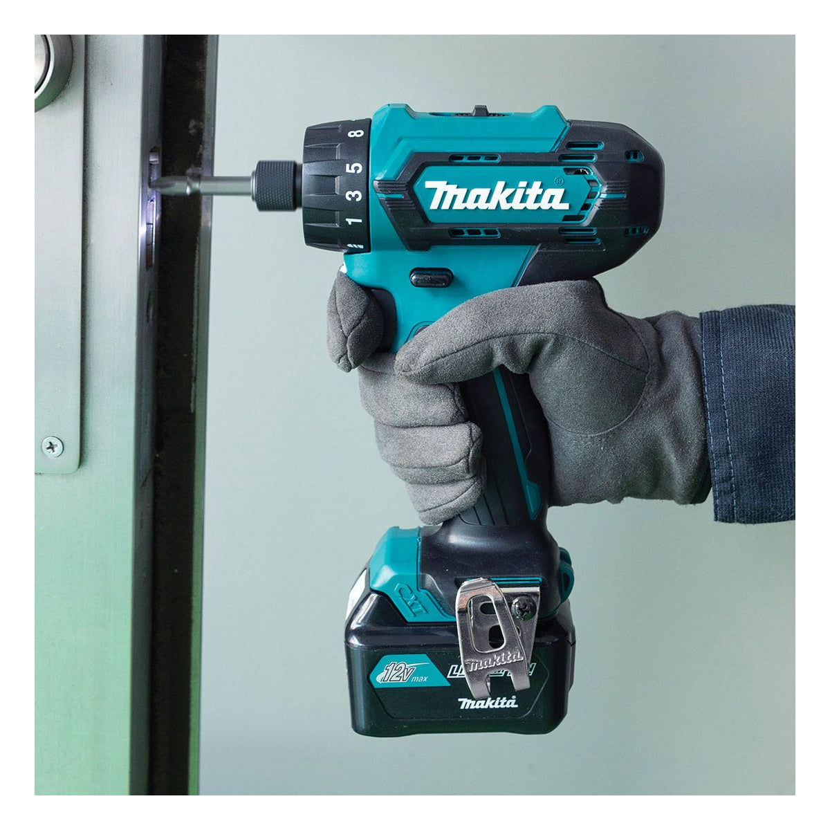 Makita DF033DWAE 12V max CXT Drill Driver With 2 x 2.0Ah Batteries, Charger & Carrying Case