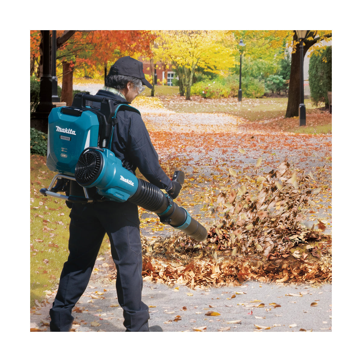 Makita UB004CZ 36V Battery Powered Backpack Blower Body Only Lightweight Design for Easy Cleanup