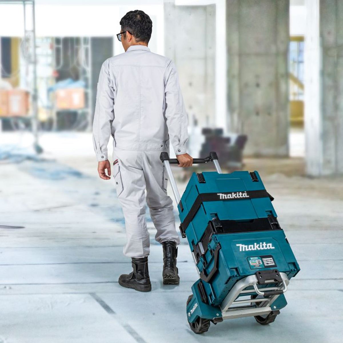 Makita BCC01 40V XGT Battery Charging Makpac Case With 8 Charging Ports